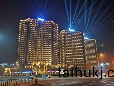 威(wei)海市華瀚大湖(hu)公館樓體及(ji)週邊景觀(guan)亮化工程